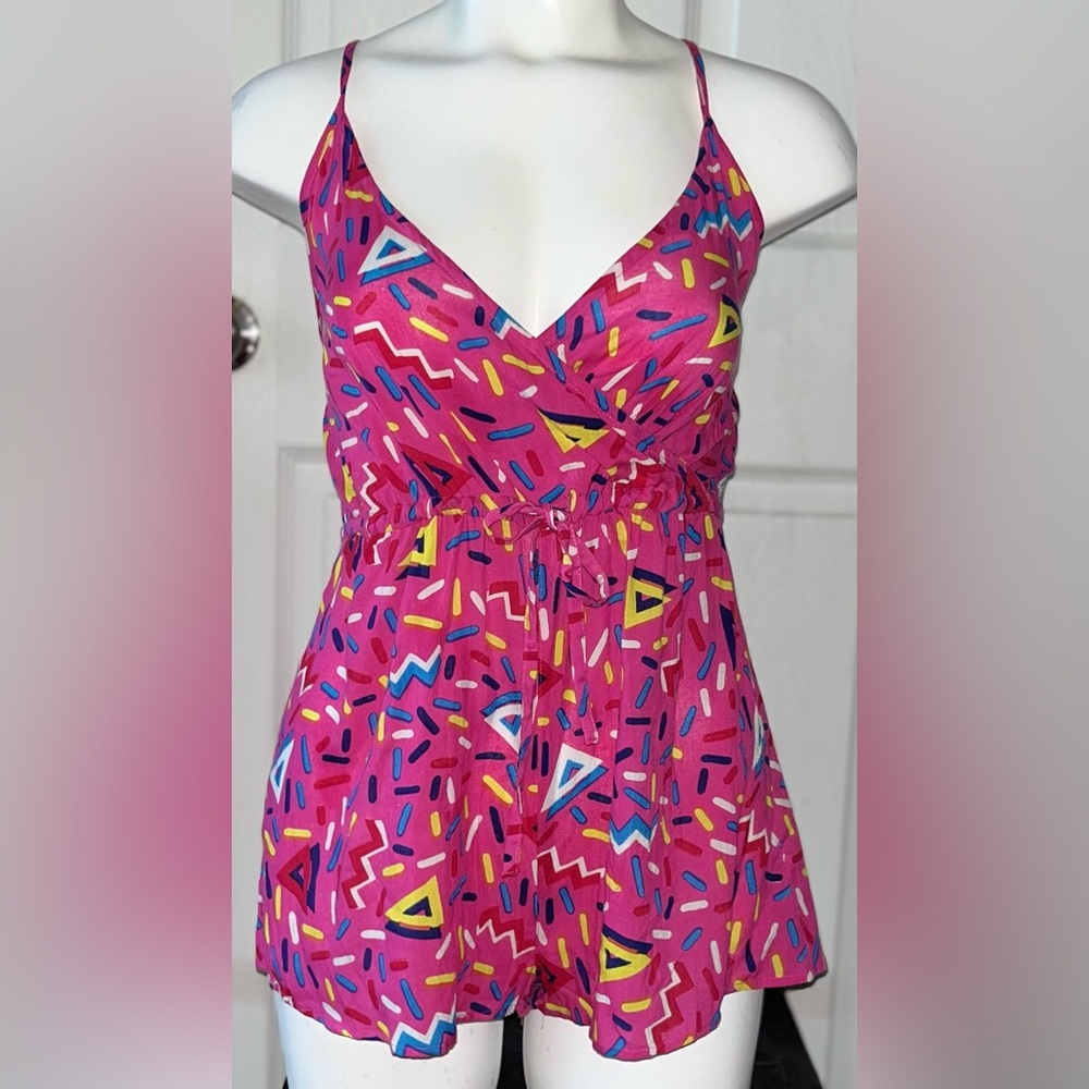 NWT ASOS Pink Wrap Front Shorts Romper 80’s Sprinkle Print size 4